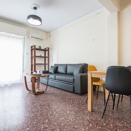 Acropolis View Paradise Apartments เอเธนส์ ภายนอก รูปภาพ