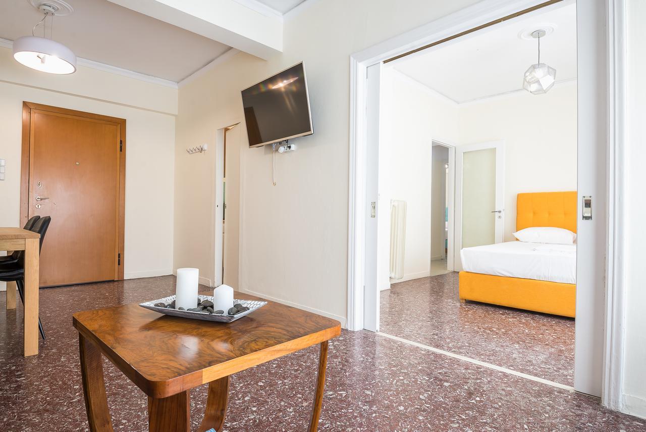 Acropolis View Paradise Apartments เอเธนส์ ภายนอก รูปภาพ