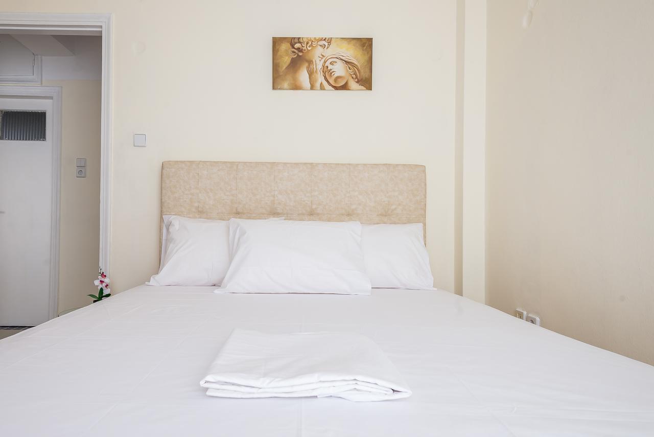 Acropolis View Paradise Apartments เอเธนส์ ภายนอก รูปภาพ