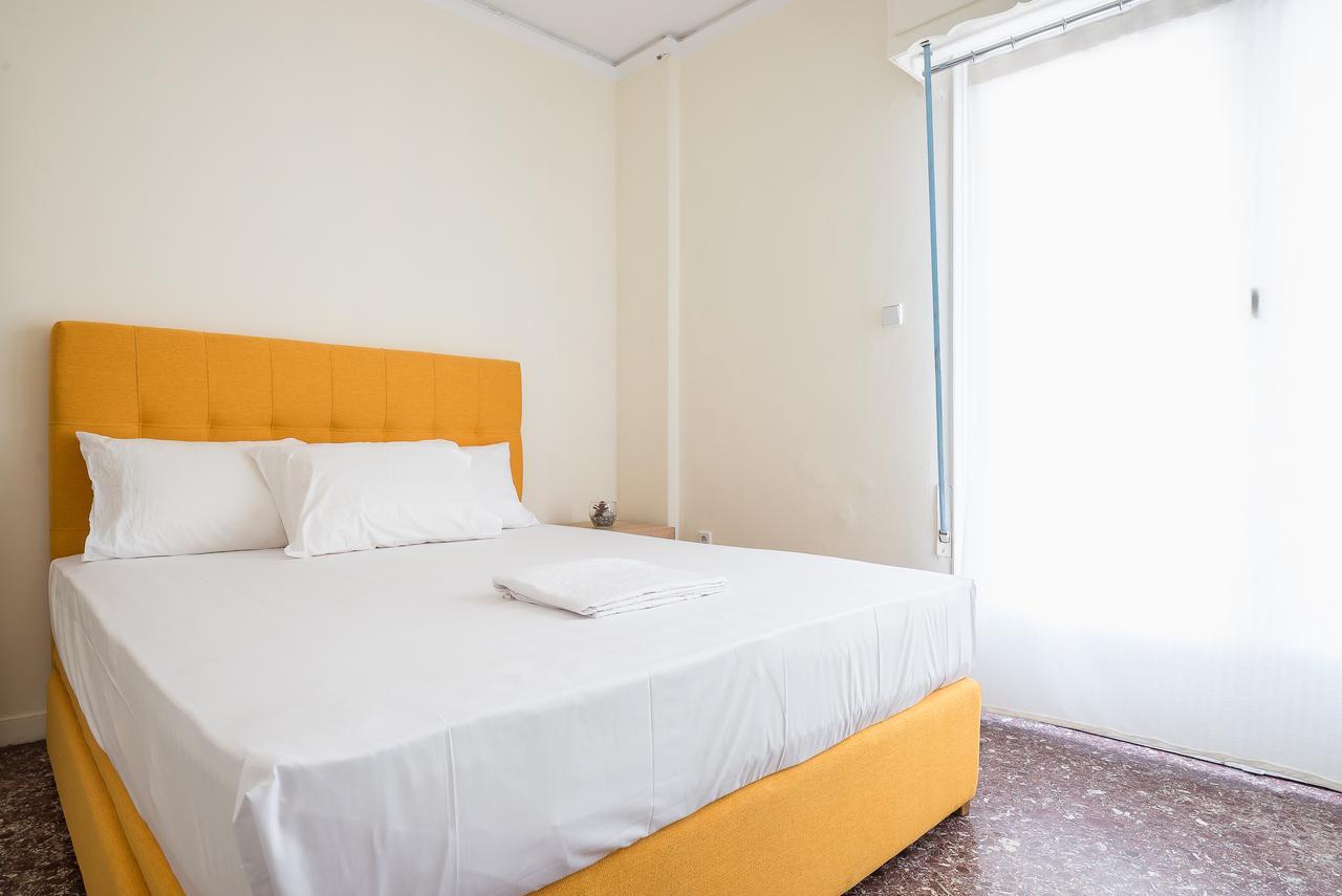 Acropolis View Paradise Apartments เอเธนส์ ภายนอก รูปภาพ